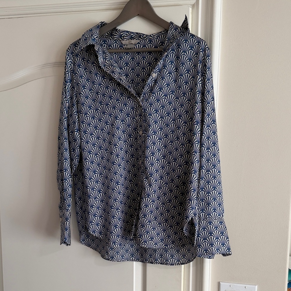 H&M Navy and White Geometric Shirt